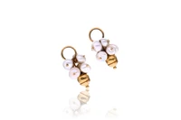 Due ciondoli con perle di fiume - Asta Preziosi