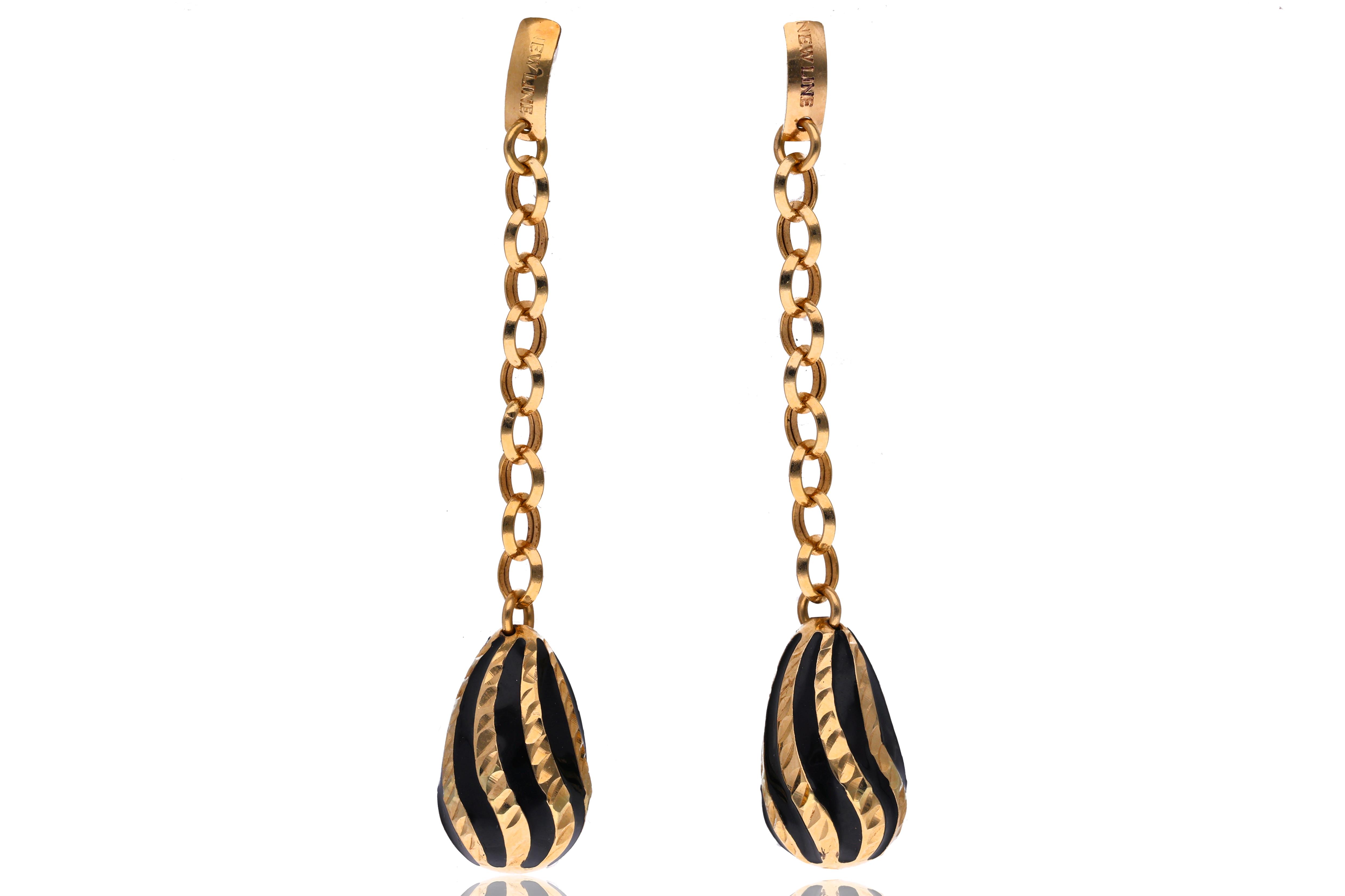 Due orecchini con smalti - Asta Preziosi