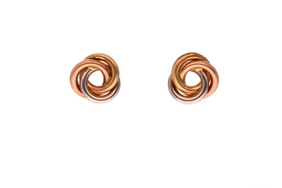 Paio di orecchini in oro - Asta Preziosi