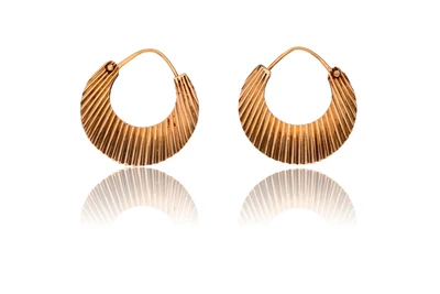 Paio di orecchini in oro - Asta Preziosi