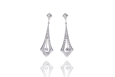 Paio di orecchini con diamanti - Asta Preziosi