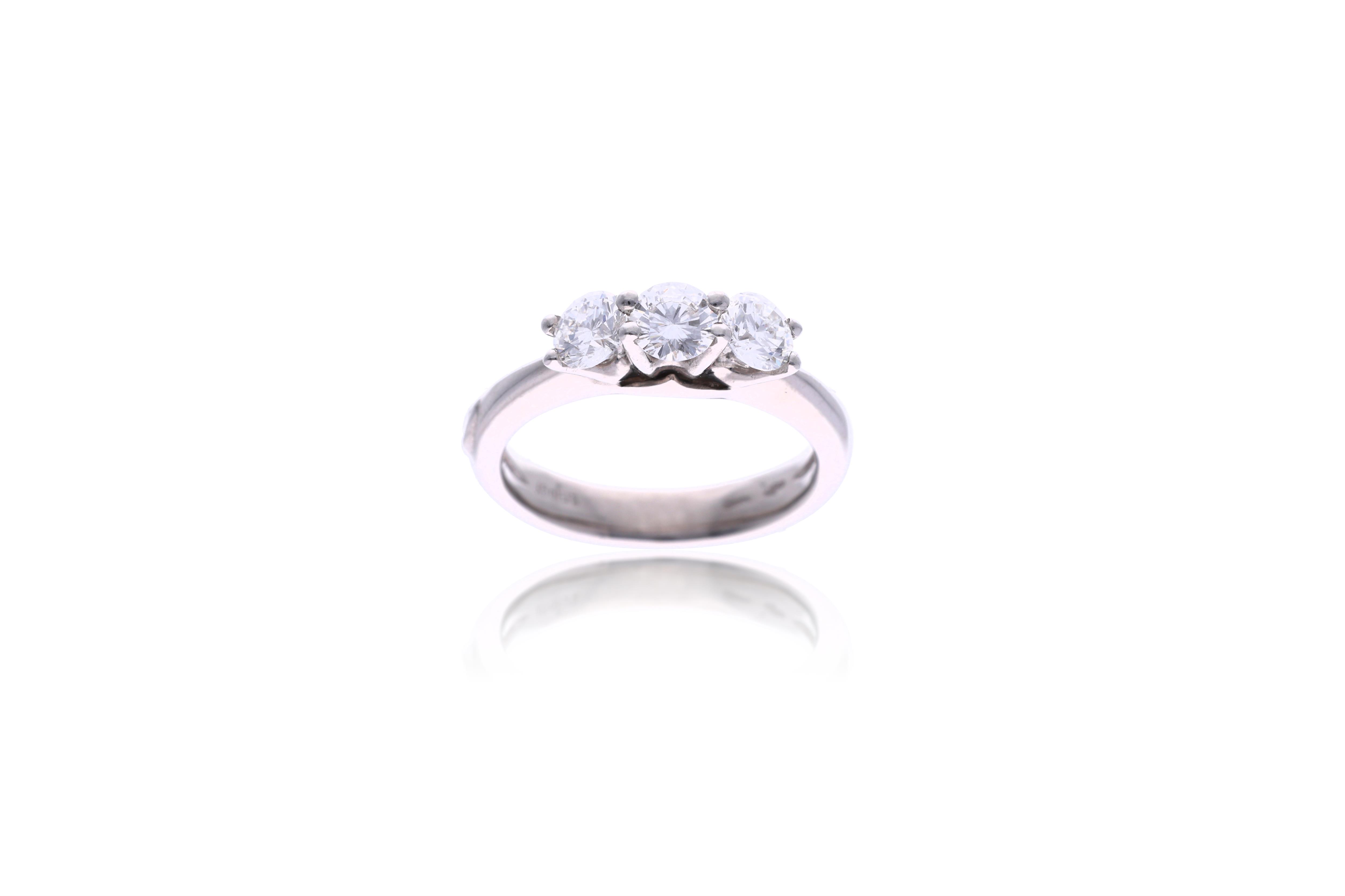 Anello con diamanti - Asta Preziosi