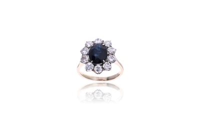Anello con diamanti e zaffiro - Asta Preziosi