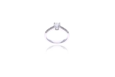 Anello con diamanti - Asta Preziosi