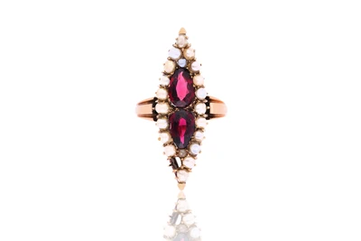 Anello con granati e madreperla - Asta Preziosi