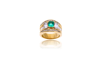Anello con smeraldo diamanti - Asta Preziosi