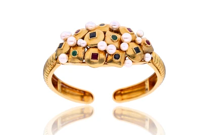 Bracciale con perle, rubini, smeraldi e zaffiri - Asta Preziosi