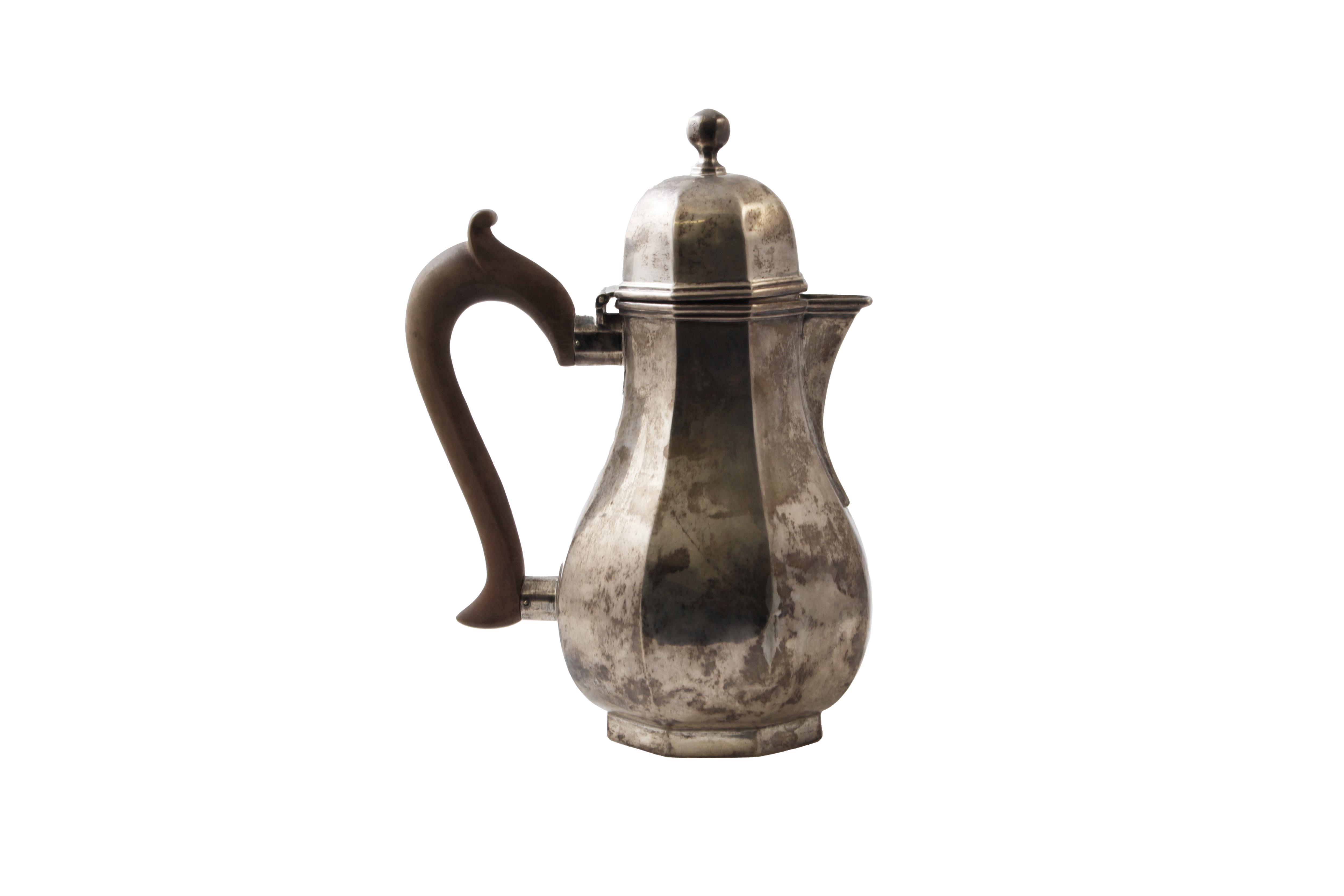 Caffettiera in argento - Asta Preziosi