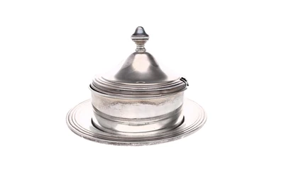Formaggera con coperchio in argento - Asta Tesoro