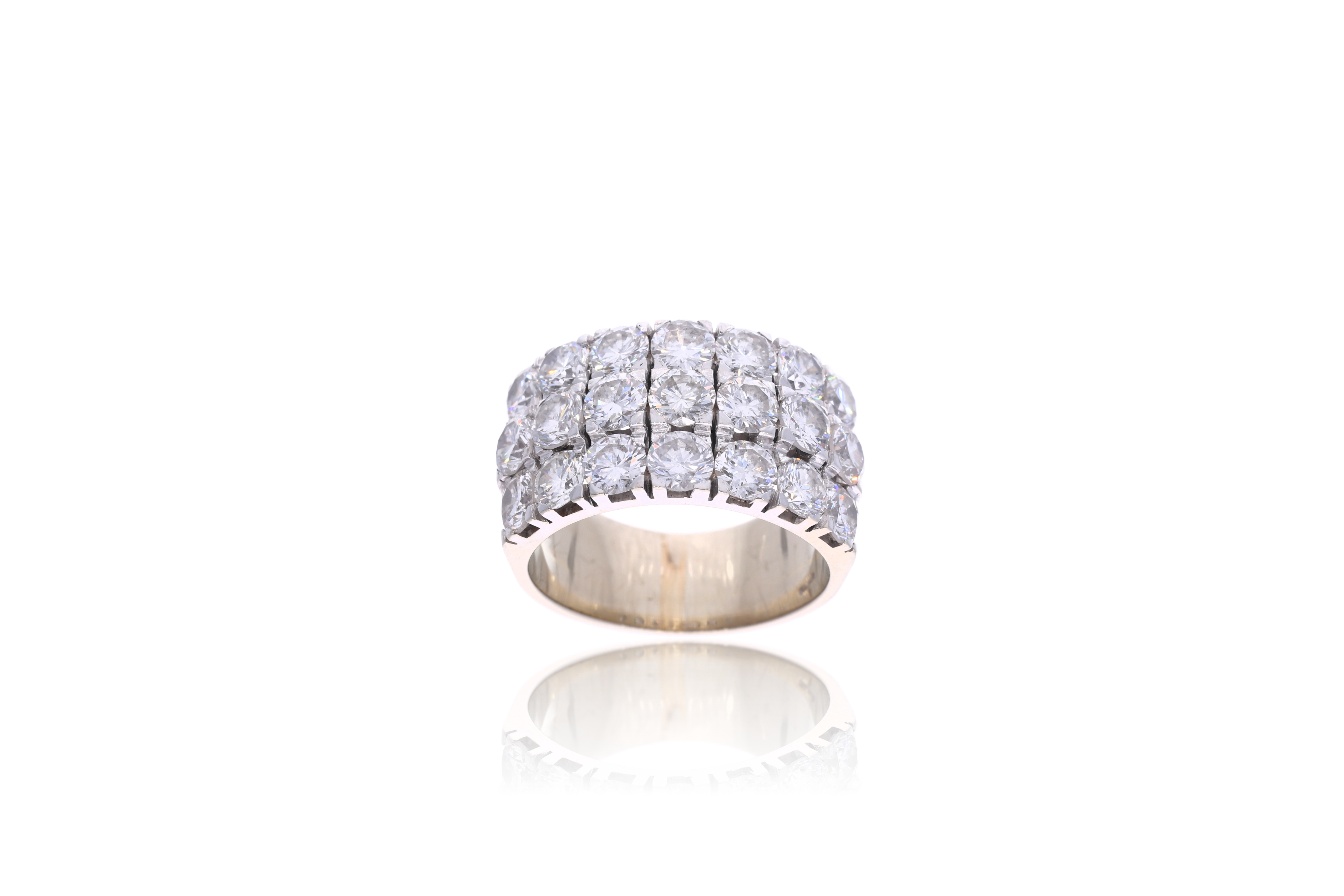 Anello con diamanti - Asta Preziosi