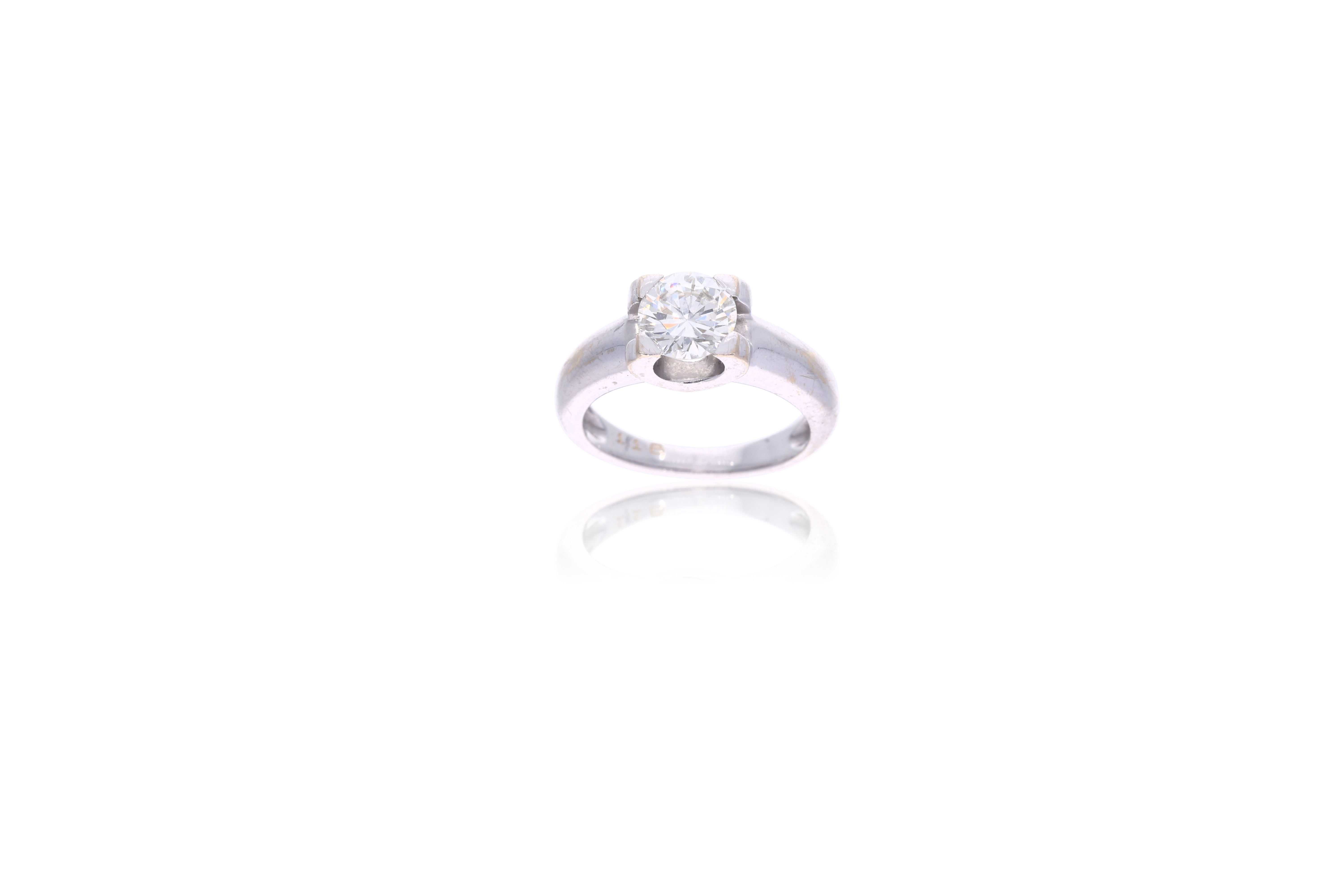 Anello solitario con diamante - Asta Preziosi