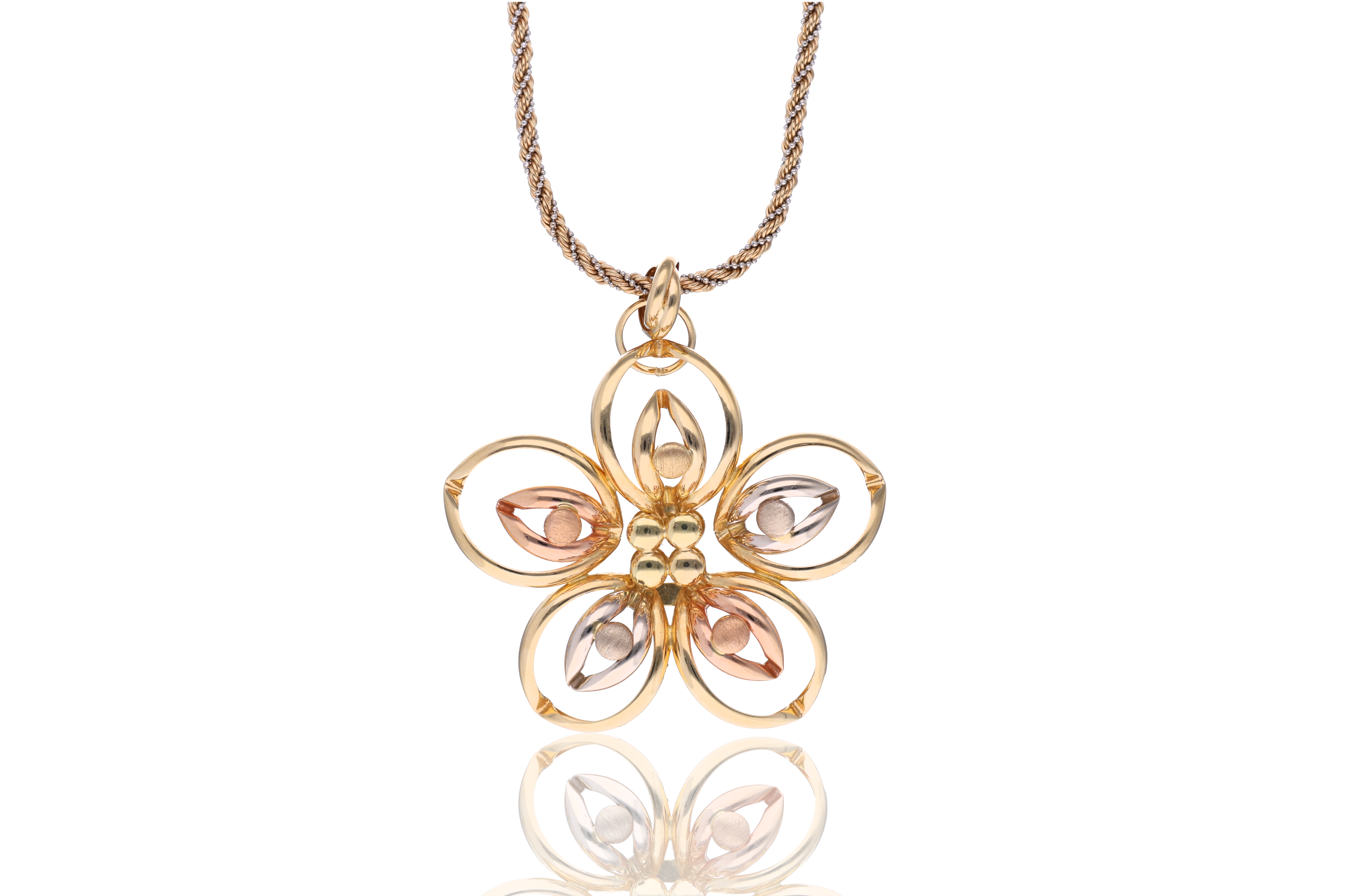 Collana con ciondolo - Asta Preziosi