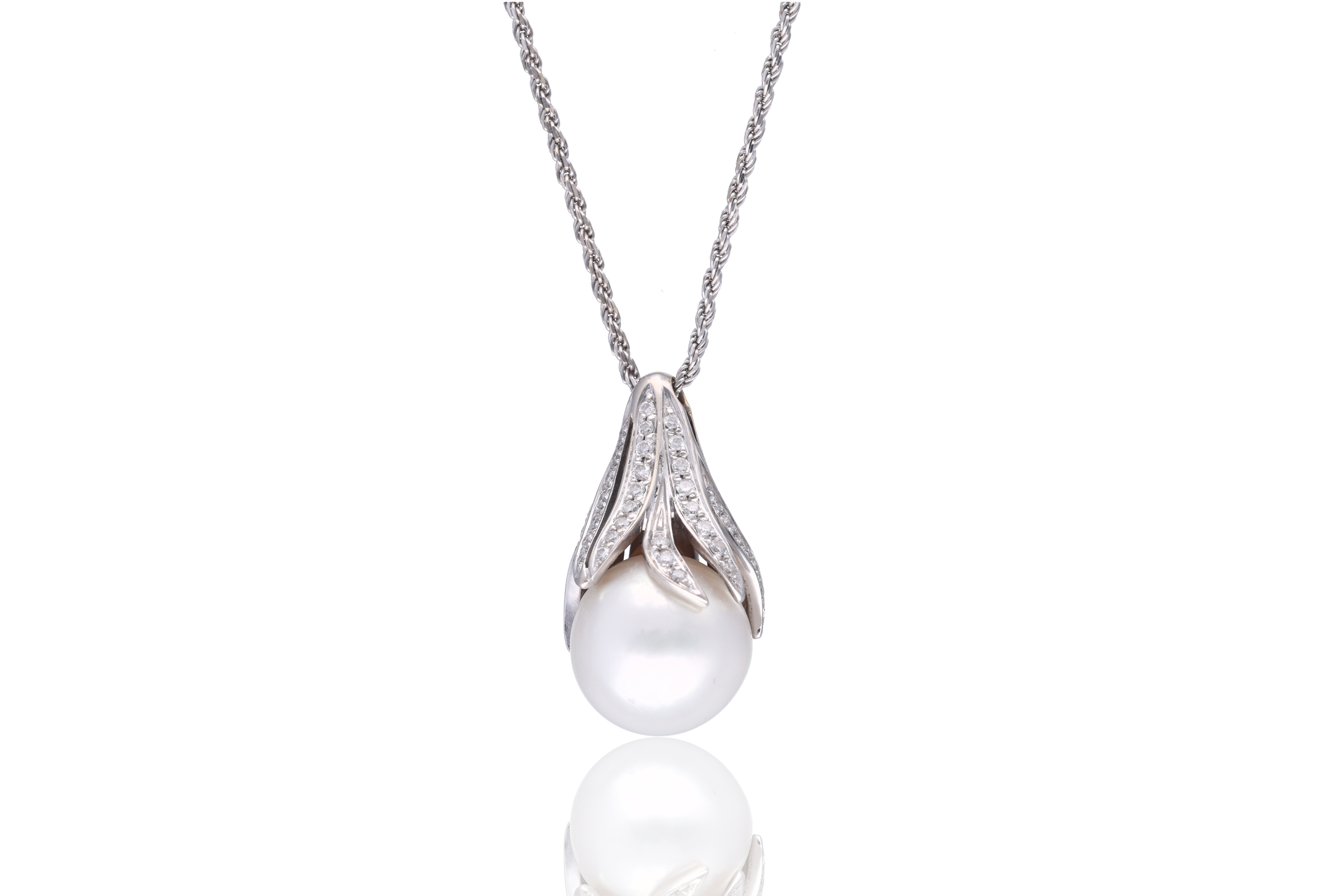 Collana con diamanti e perla South Sea - Asta Preziosi