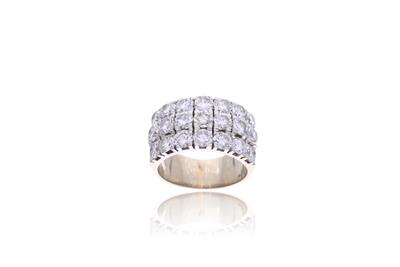 Anello con diamanti - Asta Preziosi Anello con diamanti - Asta Preziosi
