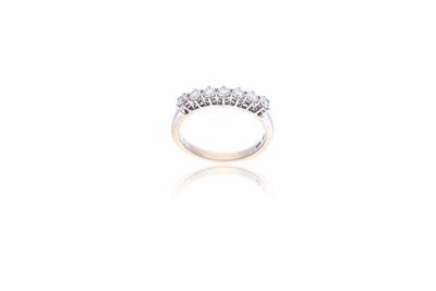 Anello con diamanti - Asta Preziosi