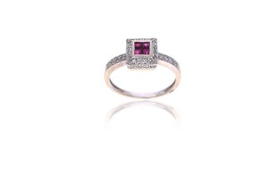 Anello con diamanti - Asta Preziosi
