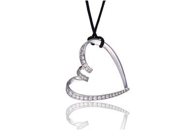 Ciondolo in oro con diamanti - Asta Preziosi