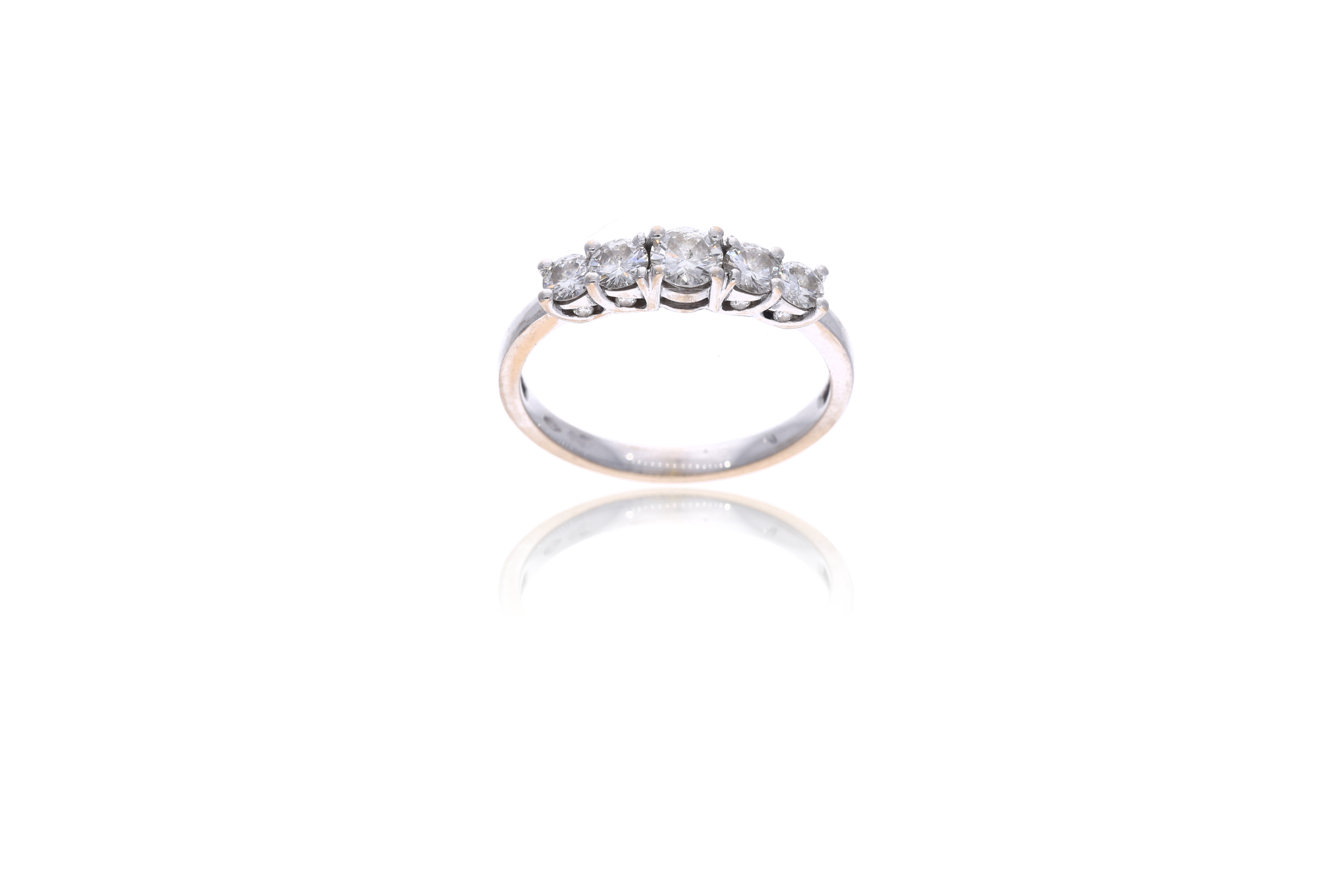 Anello con diamanti - Asta Preziosi
