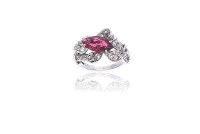 Anello con rubellite e diamanti - Asta Preziosi