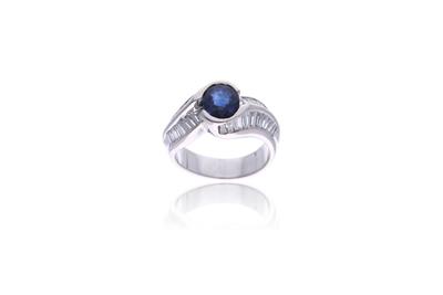 Anello con zaffiro e diamanti - Asta Preziosi