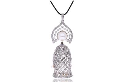 Ciondolo in oro con diamanti e perle - Asta Preziosi