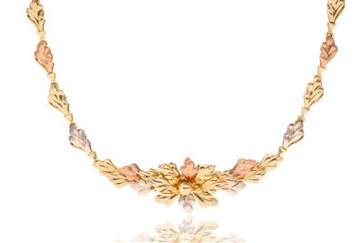 Collana in oro - Asta Preziosi