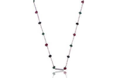 Collana in oro con zaffiri, rubini, smeraldi - Asta Preziosi