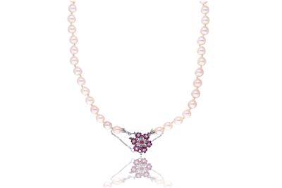 Collana perle con chiusura diamanti e rubini - Asta Preziosi