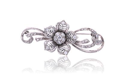 Spilla con diamanti - Asta Preziosi