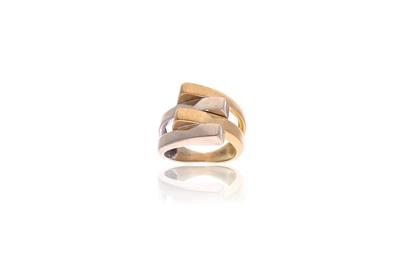 Anello in oro bicolore - Asta Preziosi