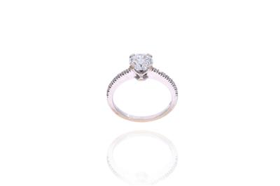 Anello in oro con diamante - Asta Preziosi