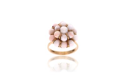 Anello in oro, sfere in corallo - Asta Preziosi