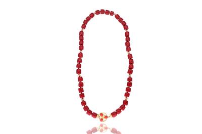 Collana in oro altro materiale e corallo - Asta Preziosi
