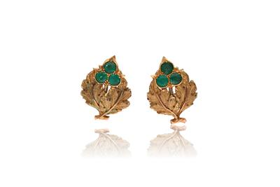 Mario Buccellati, paio di orecchini in oro, con smeraldi - Asta Preziosi