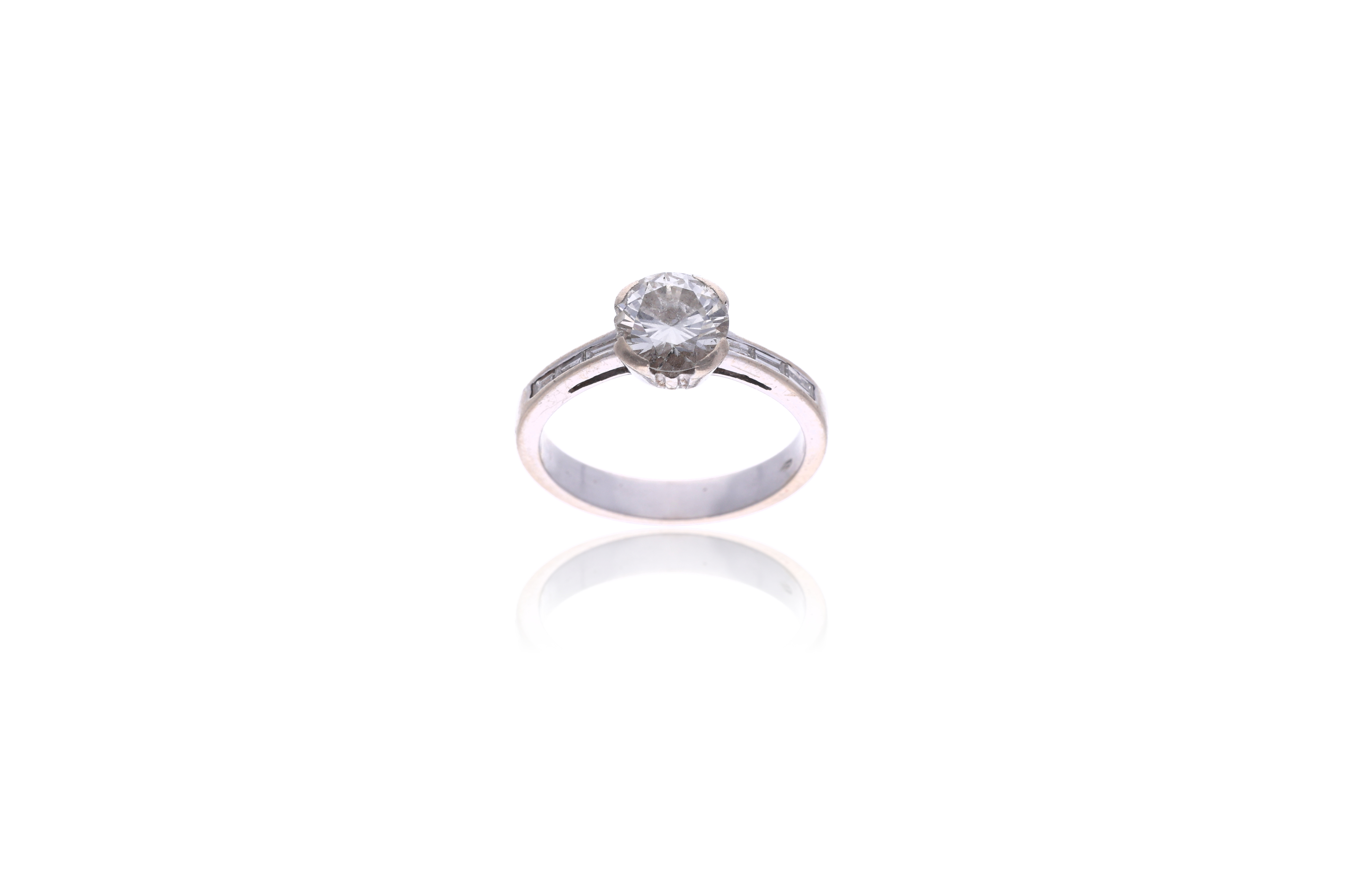 Anello con diamanti - Asta Preziosi
