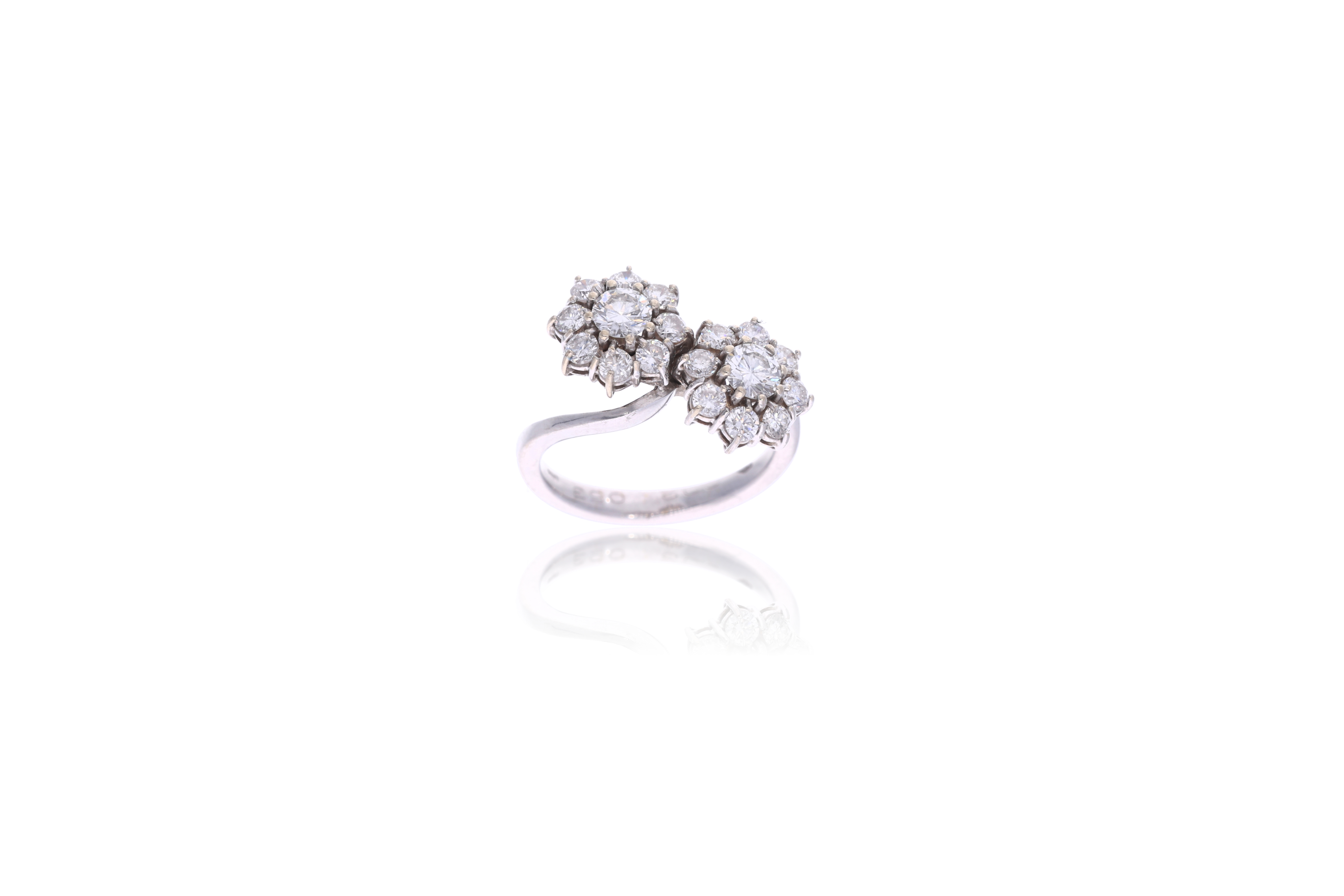 Anello con diamanti - Asta Preziosi