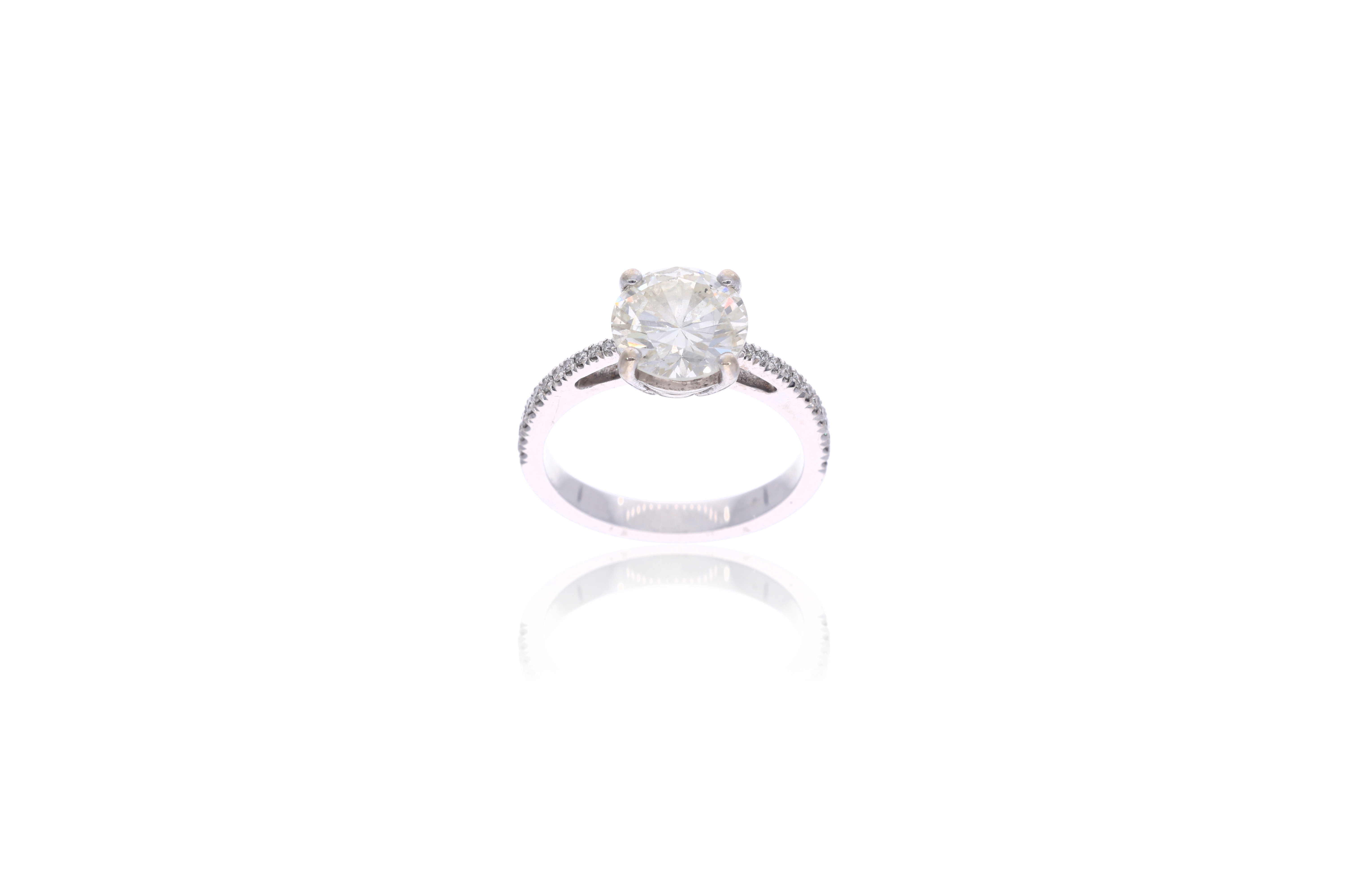 Anello con diamanti - Asta Preziosi