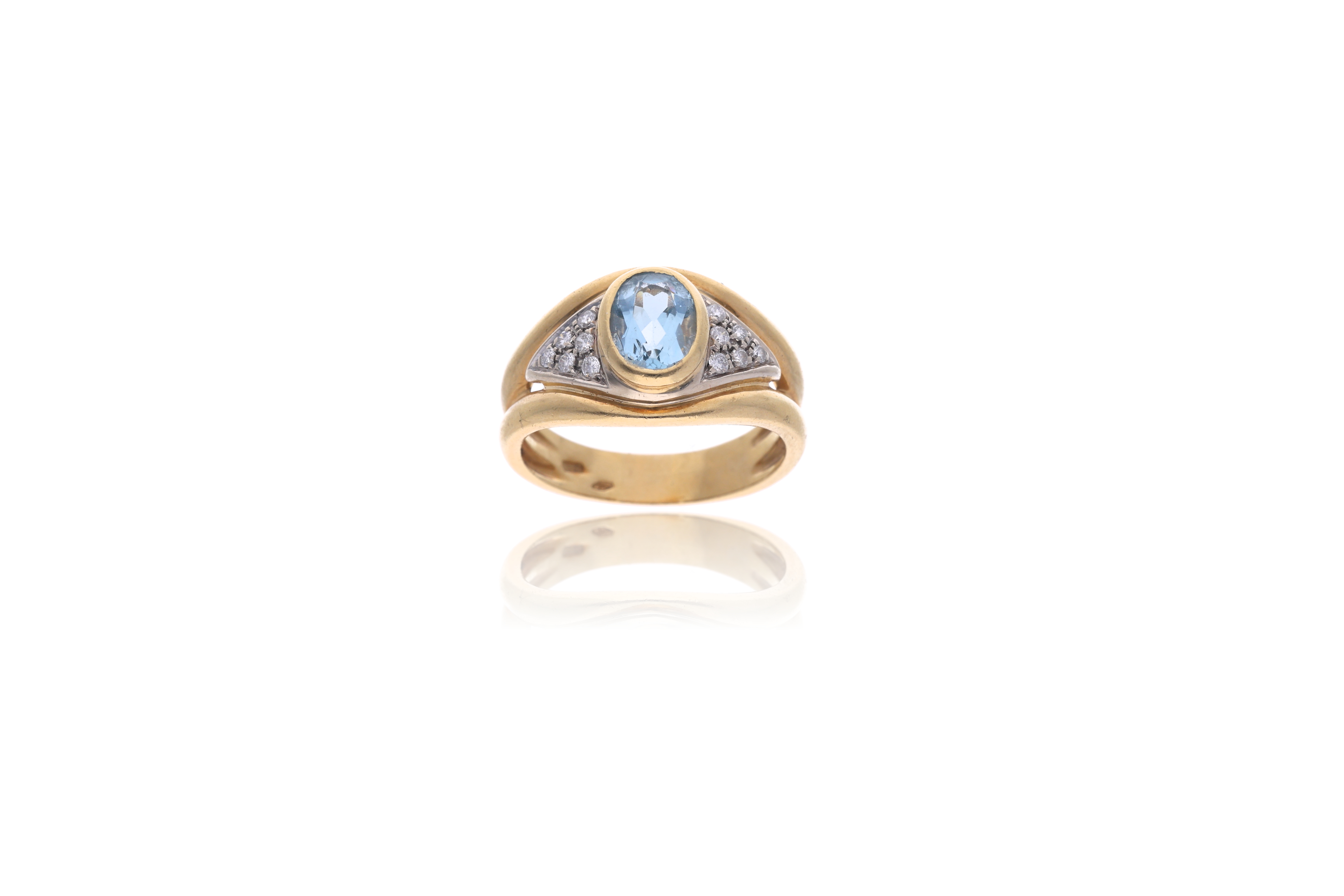 Anello con pietra e diamanti - Asta Preziosi