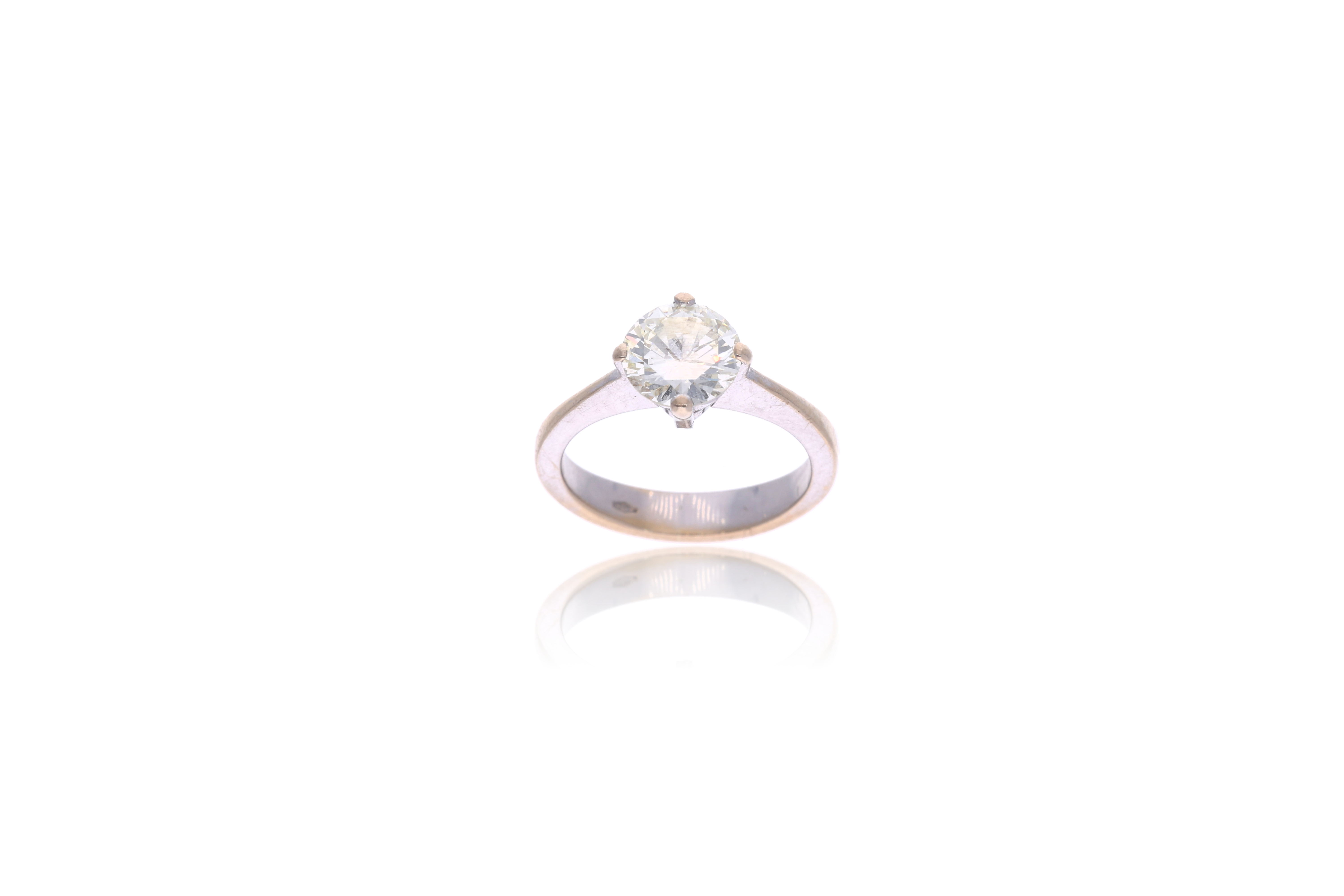 Anello in oro con diamante - Asta Preziosi