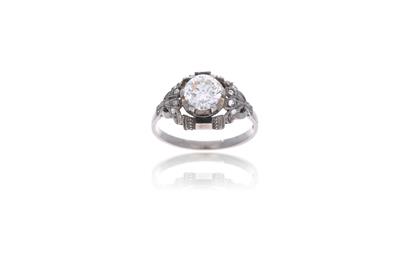 Anello in oro con diamanti - Asta Preziosi Anello in oro con diamanti - Asta Preziosi