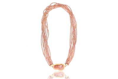 Collana con 8 fili di sfere di corallo e chiusura in oro - Asta Preziosi Collana con 8 fili di sfere di corallo e chiusura in oro - Asta Preziosi