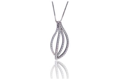 Collana e ciondolo con diamanti - Asta Preziosi Collana e ciondolo con diamanti - Asta Preziosi