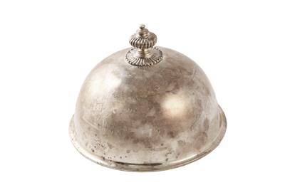 Cloche in argento - Asta Preziosi Cloche in argento - Asta Preziosi