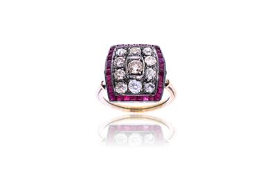 Anello con diamanti, rubini e pietre - Speciale Gioielli
