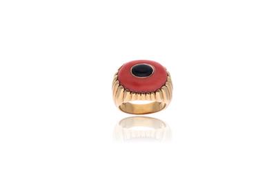 Anello in oro corallo onice - Speciale Gioielli
