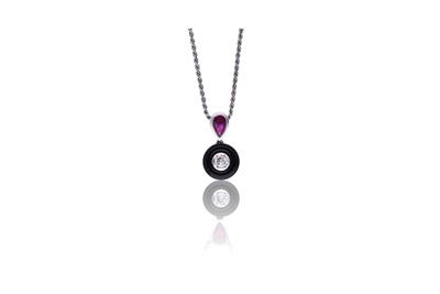 Collana e ciondolo con rubino, diamante e onice - Speciale Gioielli