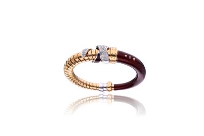 La Nouvelle Bague, bracciale con diamanti e smalto - Speciale Gioielli