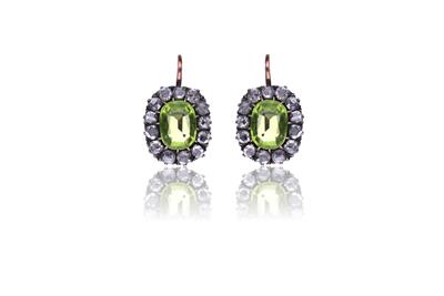 Paio di orecchini con peridoti e diamanti - Speciale Gioielli