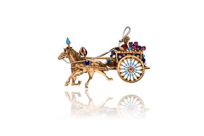 Spilla con rubini, zaffiri e smalti policromi a forma di carrozza con cavallo - Speciale Gioielli