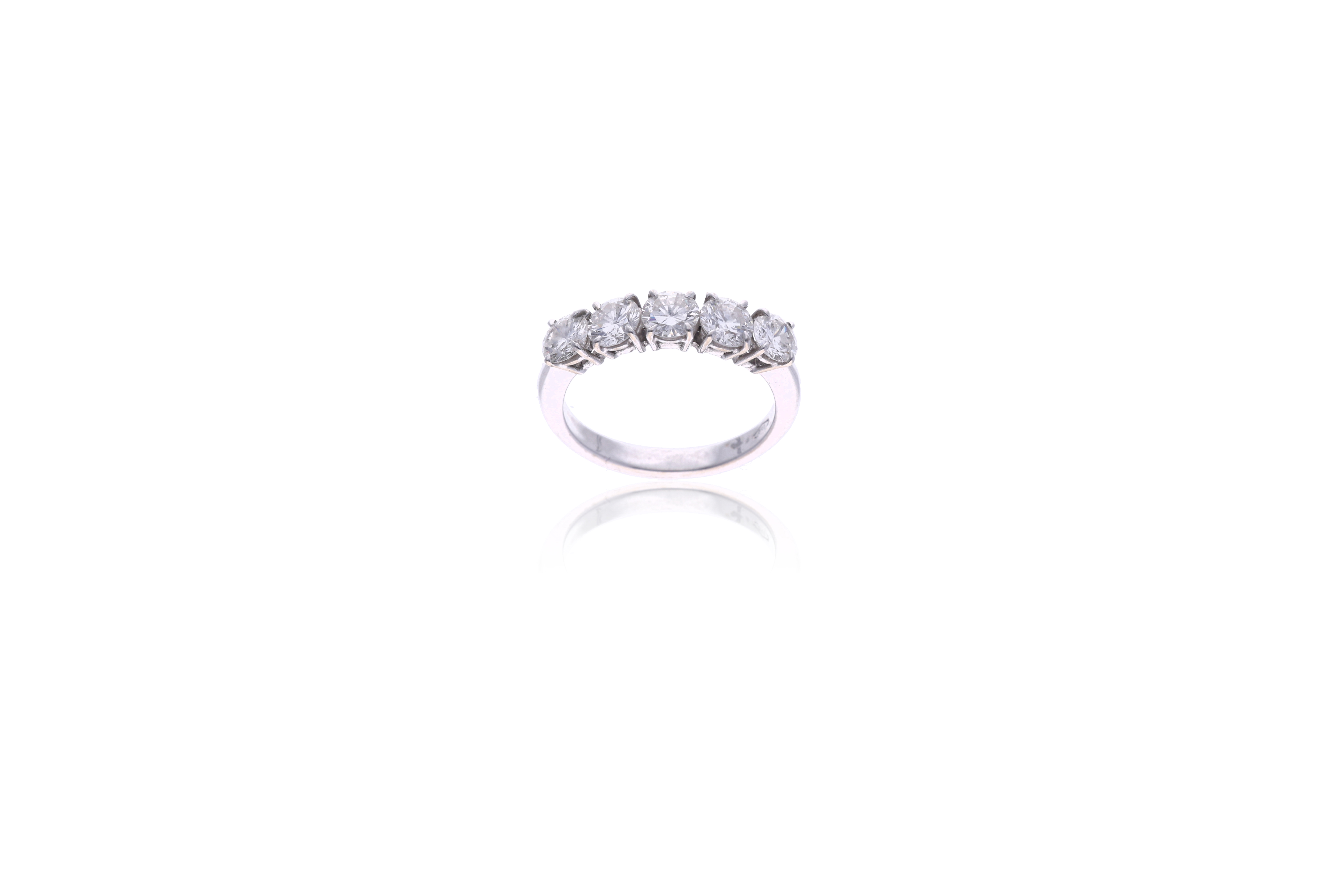 Anello con diamanti - Asta di San Valentino